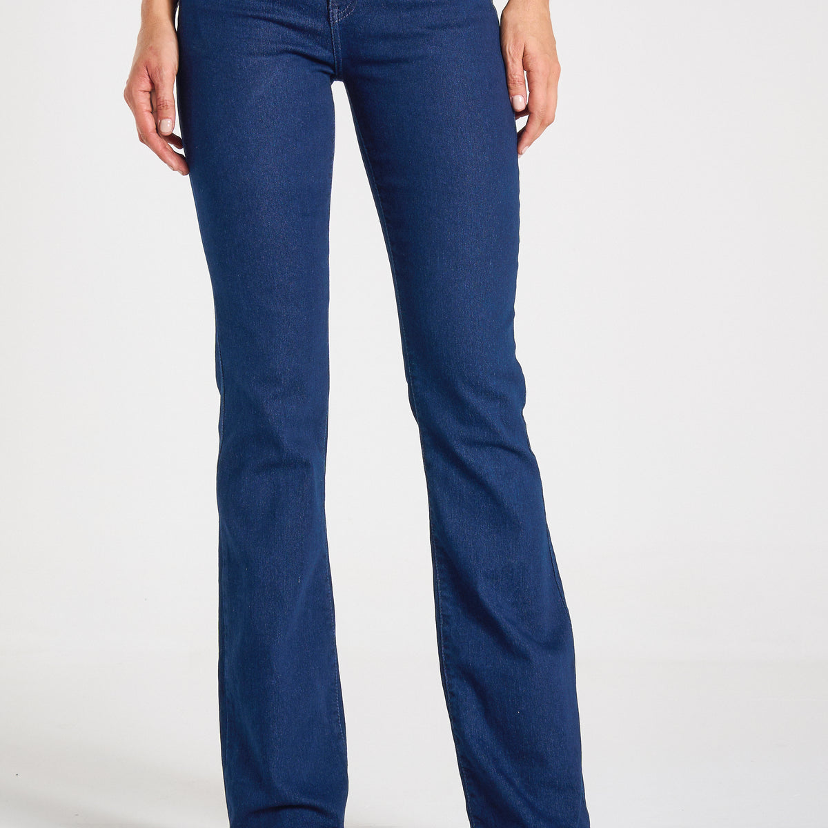 Boot Cut M Officer CalÃ§a Jeans Feminina CALÇA JEANS BOOT CUT C3 - Main Image