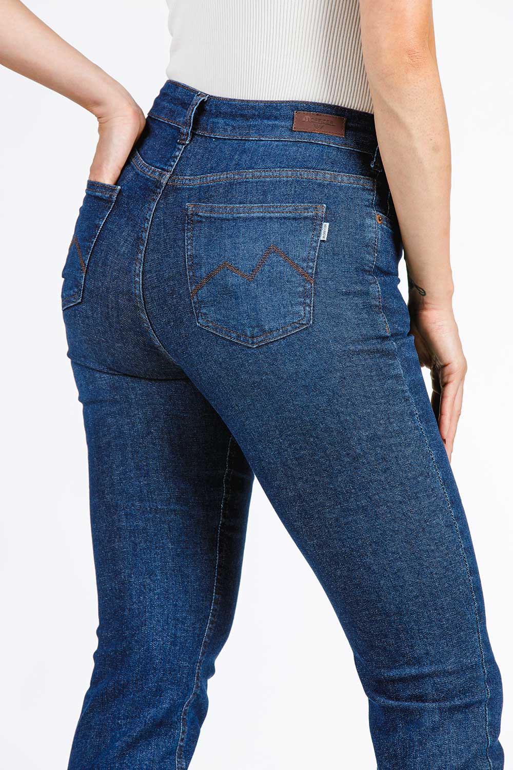 CALÇA JEANS RETA C4 DARK BLUE 93
