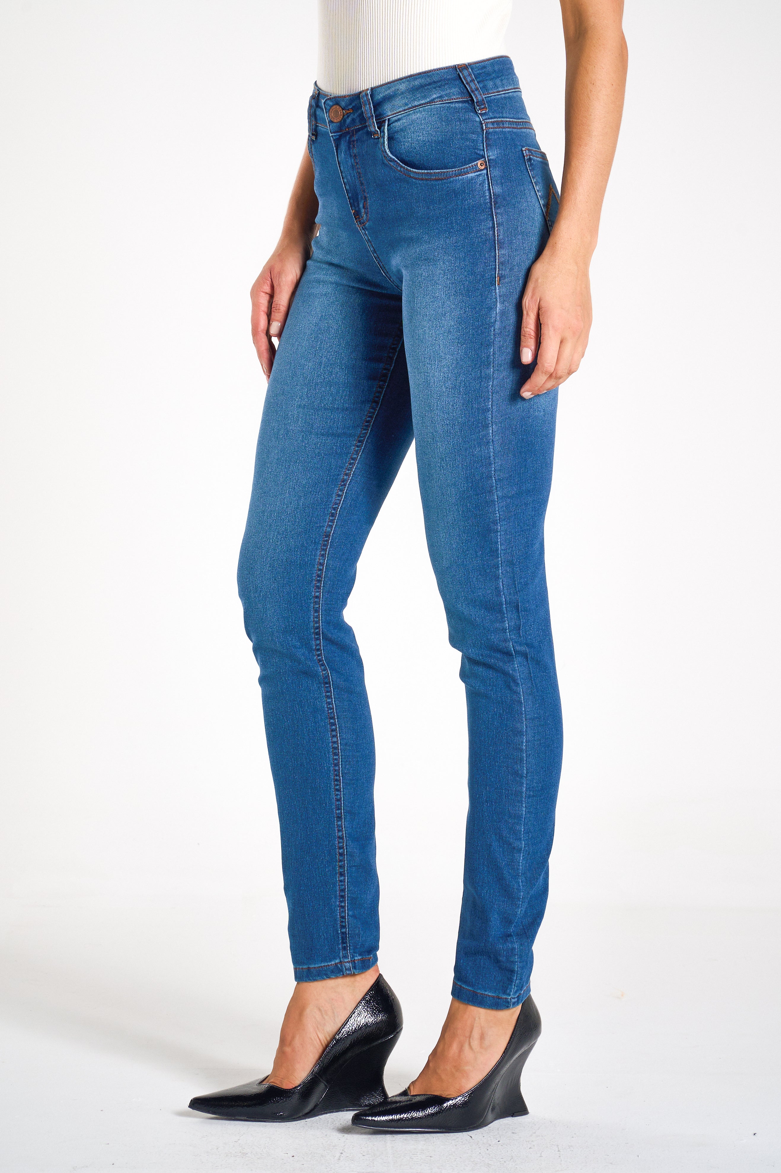 CALÇA JEANS SUPER SKINNY C3 DARK BLUE