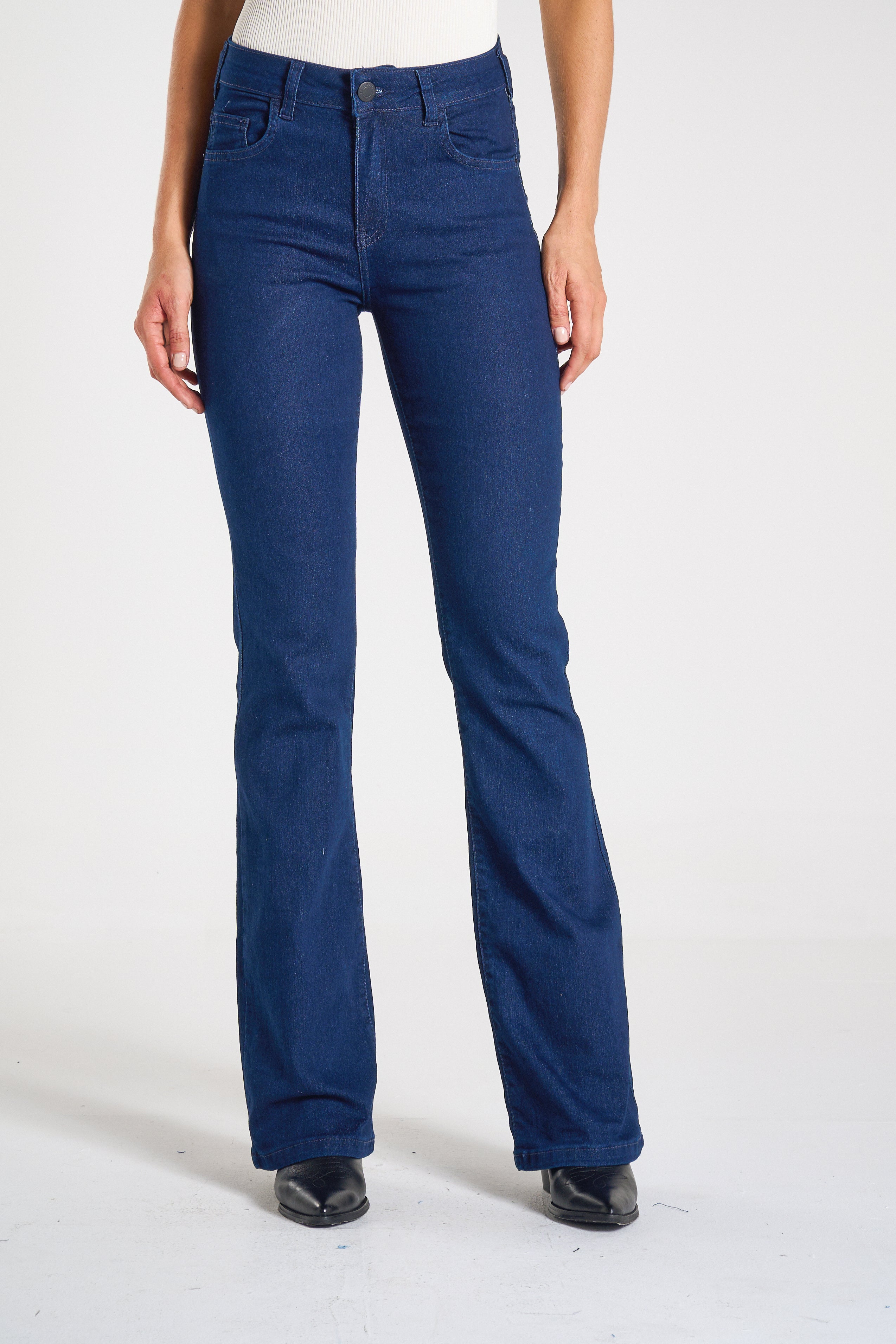 CALÇA JEANS BOOT CUT C3 AMACIADO