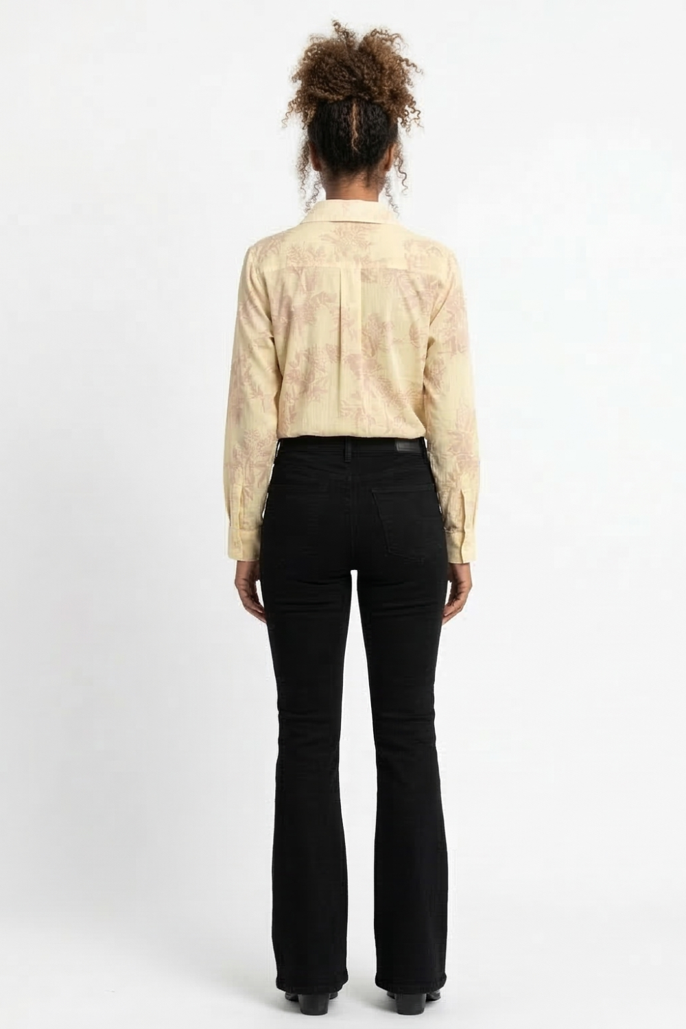 CAMISA M/L FEMININA EST. BORDADA AMARELA