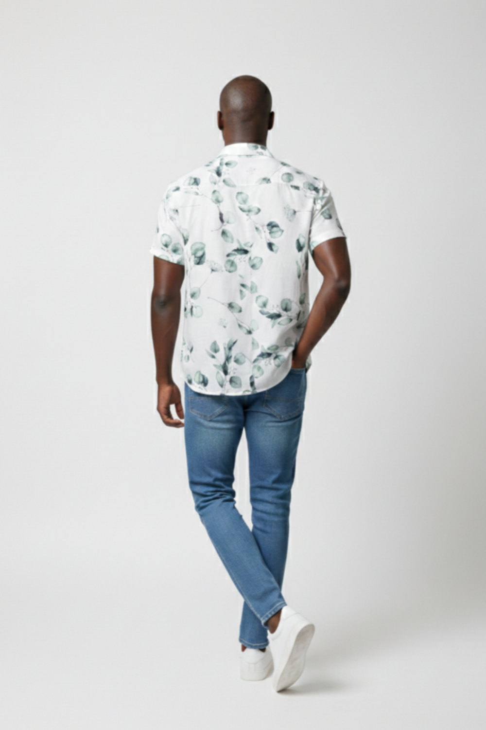CAMISA EST. FOLHAS M/C