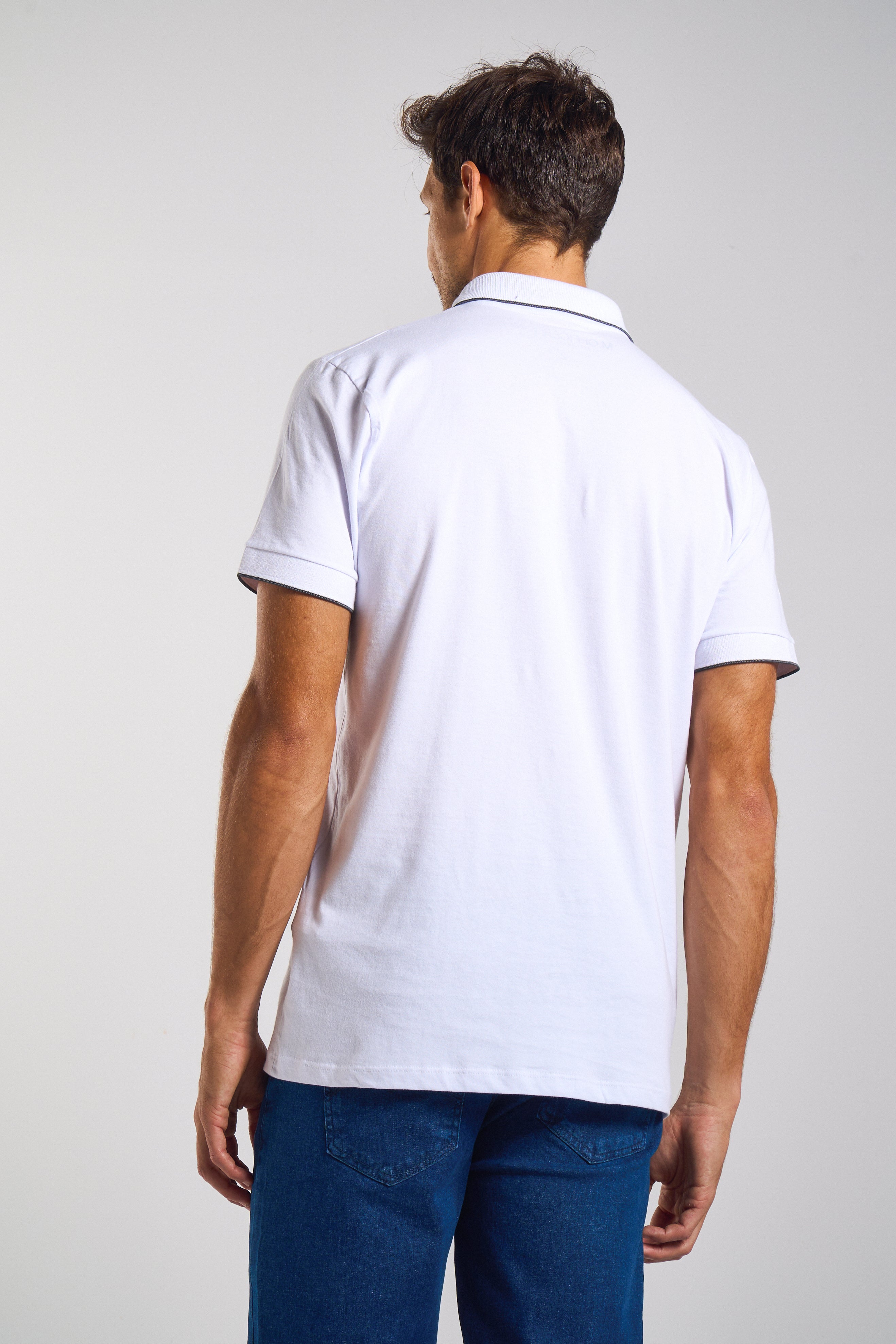 POLO COMFORT MALHA BRANCA GOLA FILETE